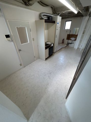 ジョイフル神戸の居間・リビング