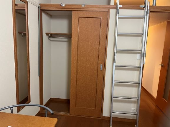 レオパレス六甲ガーデンズの内装|内装は落ち着いています