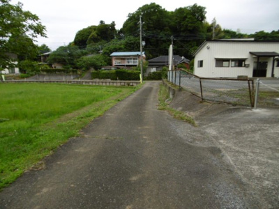 【周辺】 | 佐倉市高崎店舗事務所敷地約２３３坪 | 前面道路