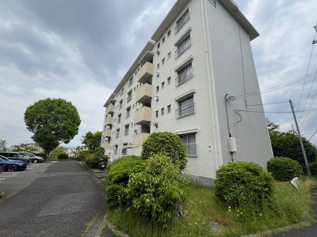 公団狭山住宅29号棟の外観