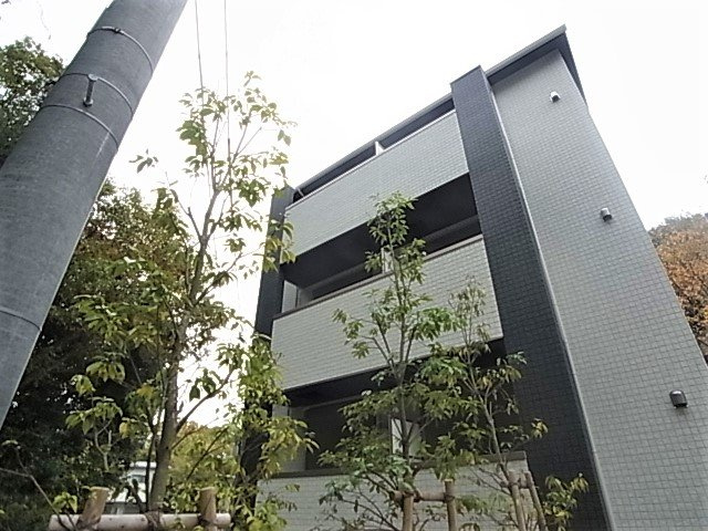 神戸市須磨区妙法寺字道正川のアパート