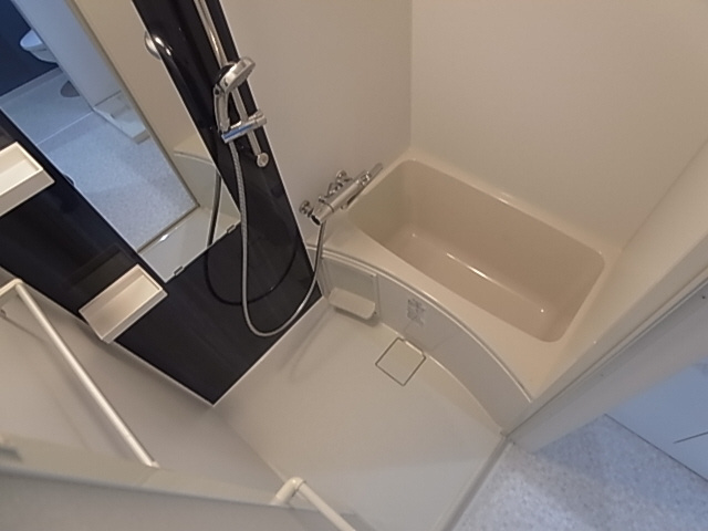 神戸市須磨区妙法寺字道正川のアパートの浴室|バスルーム