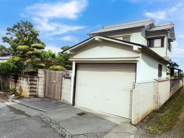 招提中町2丁目　中古一戸建ての駐車場|■物件内覧・資金計画相談・住宅ローン相談、リフォーム相談、お問合せ受付中■
※当日・翌日のご内覧、ご相談はお電話でのお問合せがスムーズです！