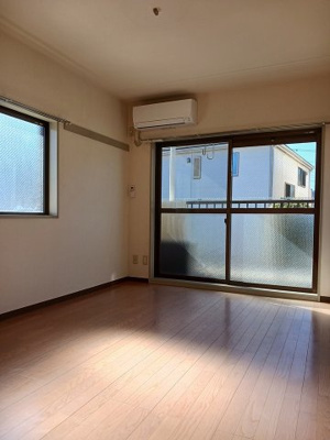 【洋室】 | ベルデュール | 個人の部屋や寝室として使える洋室です