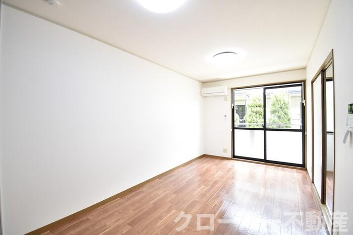 ボナール立江の居間・リビング|ＤＫ９帖