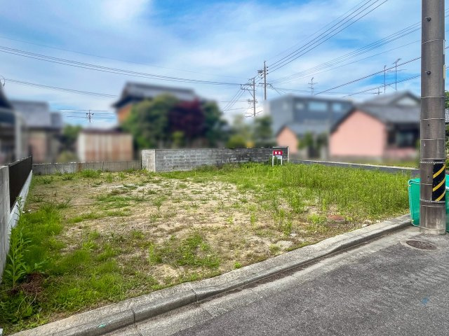 津市大字乙部の前面道路含む現地写真