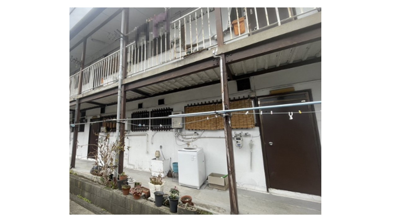 高砂市新井蓮池2丁目　高利回りアパート　満室稼働中の外観