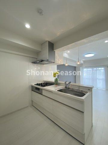 【キッチン】 | 水栓一体型浄水器付◎システムキッチンI型に新規交換いたしました。