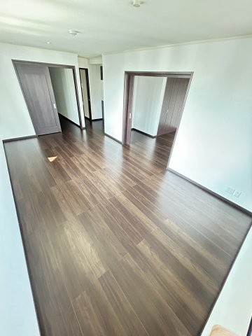 モンテボヌールⅡの居間・リビング