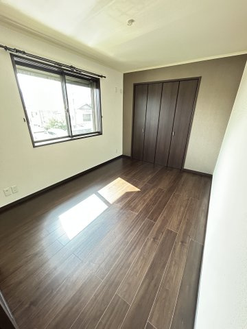 モンテボヌールⅡの洋室