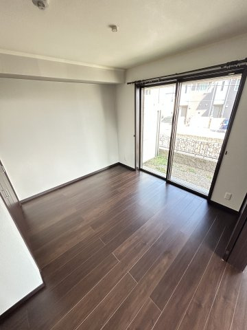 モンテボヌールⅡの洋室