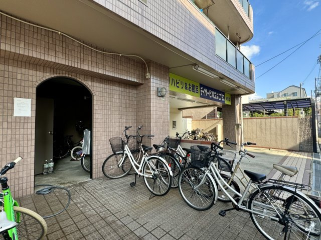 コーポ悠美のエントランス
