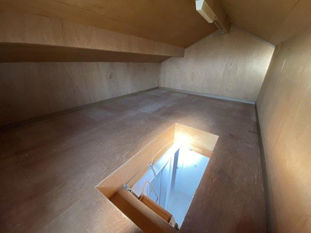 池之宮2丁目　中古一戸建ての収納|屋根裏収納
■物件内覧・資金計画相談・住宅ローン相談、リフォーム相談、お問合せ受付中■
※当日・翌日のご内覧、ご相談はお電話でのお問合せがスムーズです！