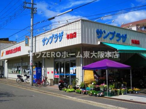 アドバンス大阪リーヴァの周辺