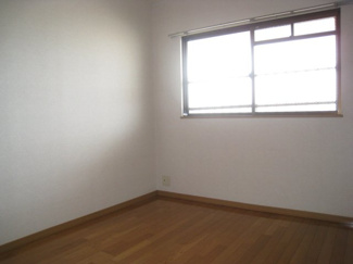 【寝室】 | ファミール山泉