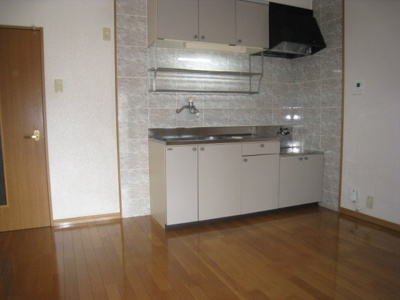 【居間・リビング】 | ファミール山泉