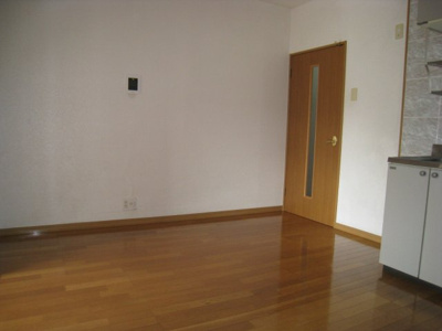 【居間・リビング】 | ファミール山泉