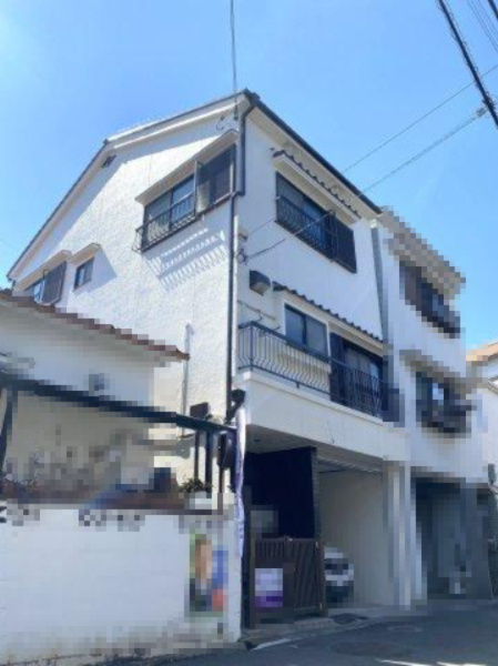 南中振2丁目　中古一戸建ての外観|新しい生活にいかがでしょうか？外観はお住まいの顔になります。こだわりたいポイントですね。外壁塗装や屋根塗装のご相談も承っております。
■現地内覧・資金計画相談・住宅ローン相談もお問合せ受付中■