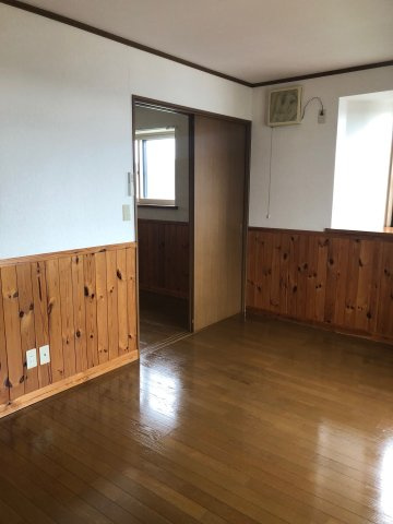 アーバンコートの洋室|広々とした洋室です