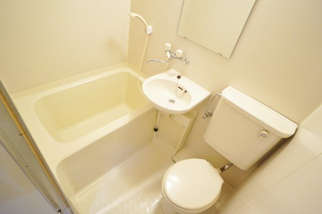 ロッキーハウスの浴室