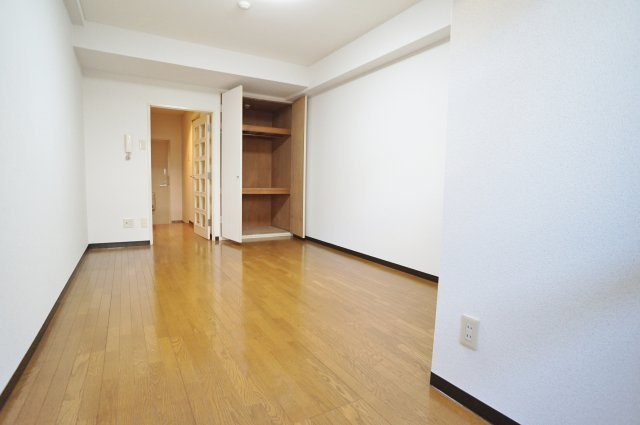 ロッキーハウスの居間・リビング