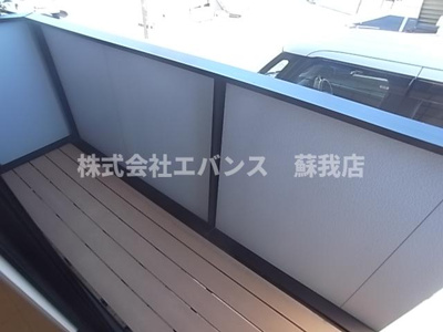 【バルコニー】 | バニュルスV | お洗濯にも便利なバルコニー付き