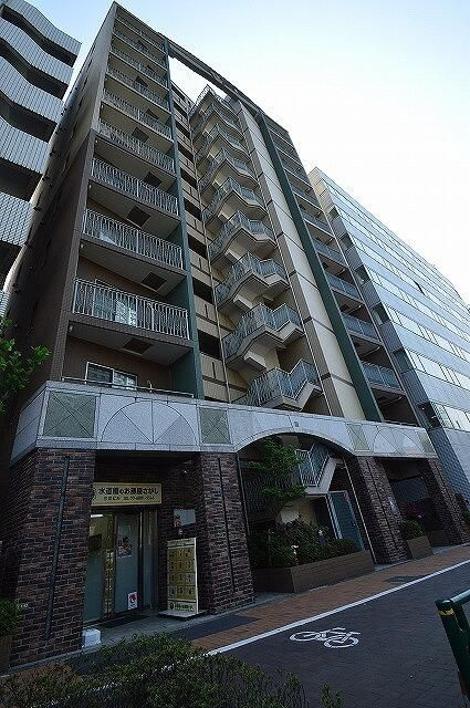 ドルフ後楽園ステーションフロントの外観