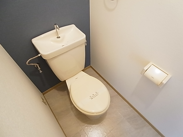 神戸市長田区山下町１丁目のアパートのトイレ