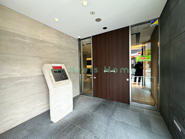 プレジリア東日本橋のロビー