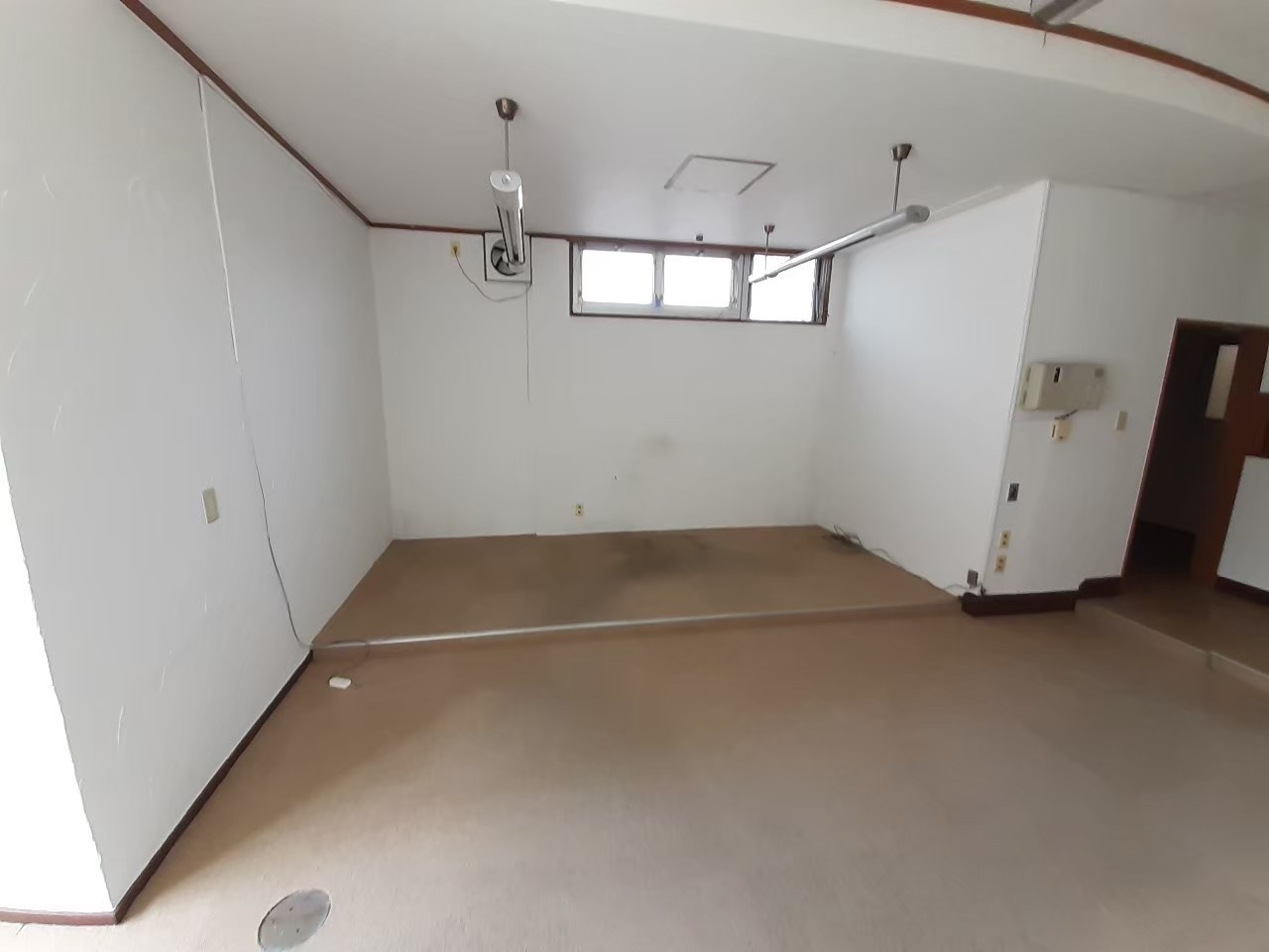 北坂戸NSビル　店舗の内装