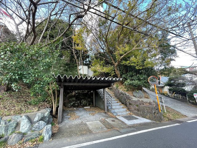 バス停至近　整形地　建築条件なし