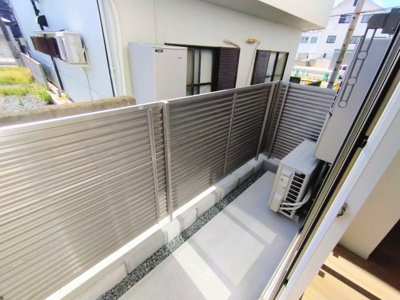 【バルコニー】 | トリシアシャトー