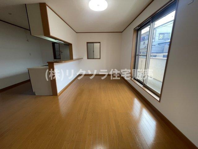 田井町　中古一戸建てのダイニング|LDK14.3帖
■物件内覧・資金計画相談・住宅ローン相談、リフォーム相談、お問合せ受付中■
※当日・翌日のご内覧、ご相談はお電話でのお問合せがスムーズです！