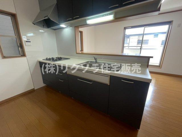 田井町　中古一戸建てのキッチン|システムキッチン
■物件内覧・資金計画相談・住宅ローン相談、リフォーム相談、お問合せ受付中■
※当日・翌日のご内覧、ご相談はお電話でのお問合せがスムーズです！