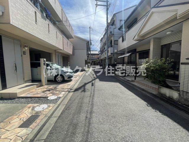 田井町　中古一戸建ての前面道路含む現地写真|■物件内覧・資金計画相談・住宅ローン相談、リフォーム相談、お問合せ受付中■
※当日・翌日のご内覧、ご相談はお電話でのお問合せがスムーズです！
