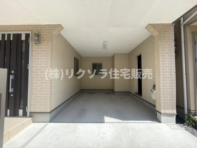 田井町　中古一戸建ての駐車場|1台駐車可
■物件内覧・資金計画相談・住宅ローン相談、リフォーム相談、お問合せ受付中■
※当日・翌日のご内覧、ご相談はお電話でのお問合せがスムーズです！