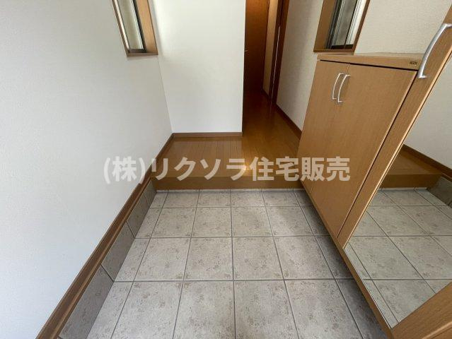 田井町　中古一戸建ての内装|玄関内部
■物件内覧・資金計画相談・住宅ローン相談、リフォーム相談、お問合せ受付中■
※当日・翌日のご内覧、ご相談はお電話でのお問合せがスムーズです！