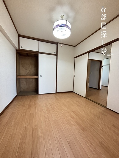 久留米市西町の賃貸マンションの洋室