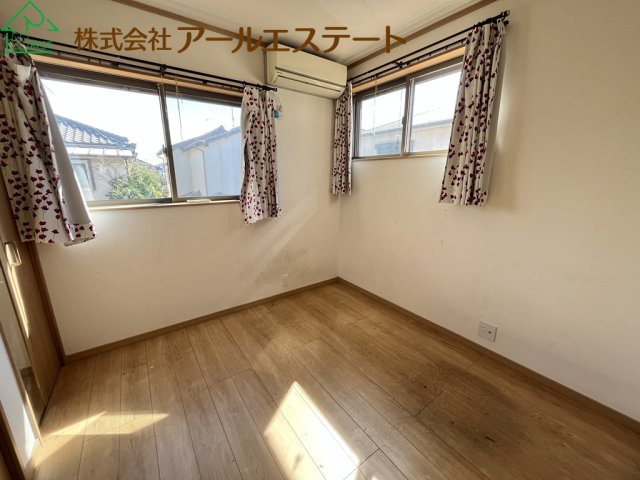 加古川市平岡町新在家　JR「東加古川駅」徒歩13分の子供部屋