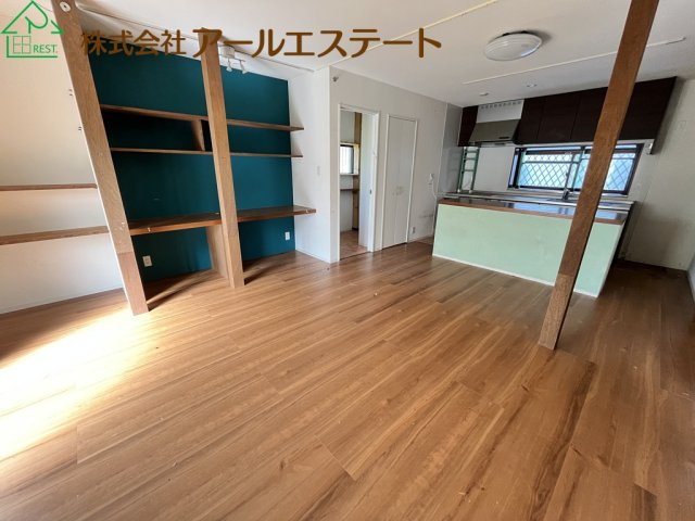 加古川市平岡町新在家　JR「東加古川駅」徒歩13分の居間・リビング