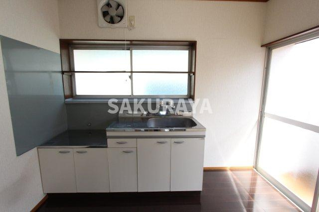 藤本方貸家のキッチン|現況と異なることがございます