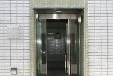 【エントランス】 | ヴィレ日本橋箱崎　仲介手数料最大無料　人形町周辺のお部屋探しは人形町不動産へ！
