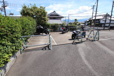 【その他共用部分】 | パーシモンフィールド | バイク置き場