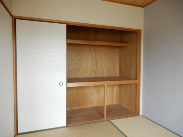 グリーンエイトⅣの収納