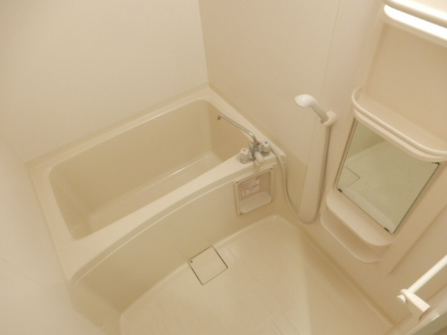 グリーンエイトⅣの浴室