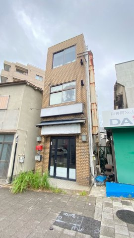若山町の外観
