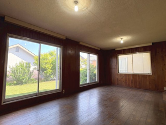 【居間・リビング】 | 八幡市男山松里