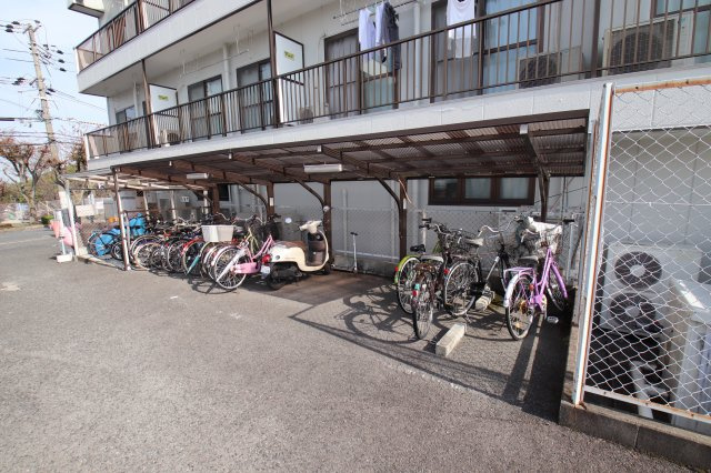 【その他共用部分】 | ドミール仲谷1号館 | 駐輪場