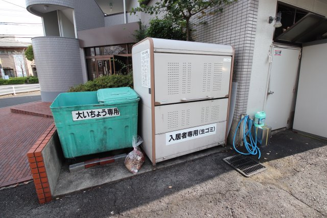 【その他共用部分】 | ドミール仲谷1号館 | 敷地内ゴミ置き場