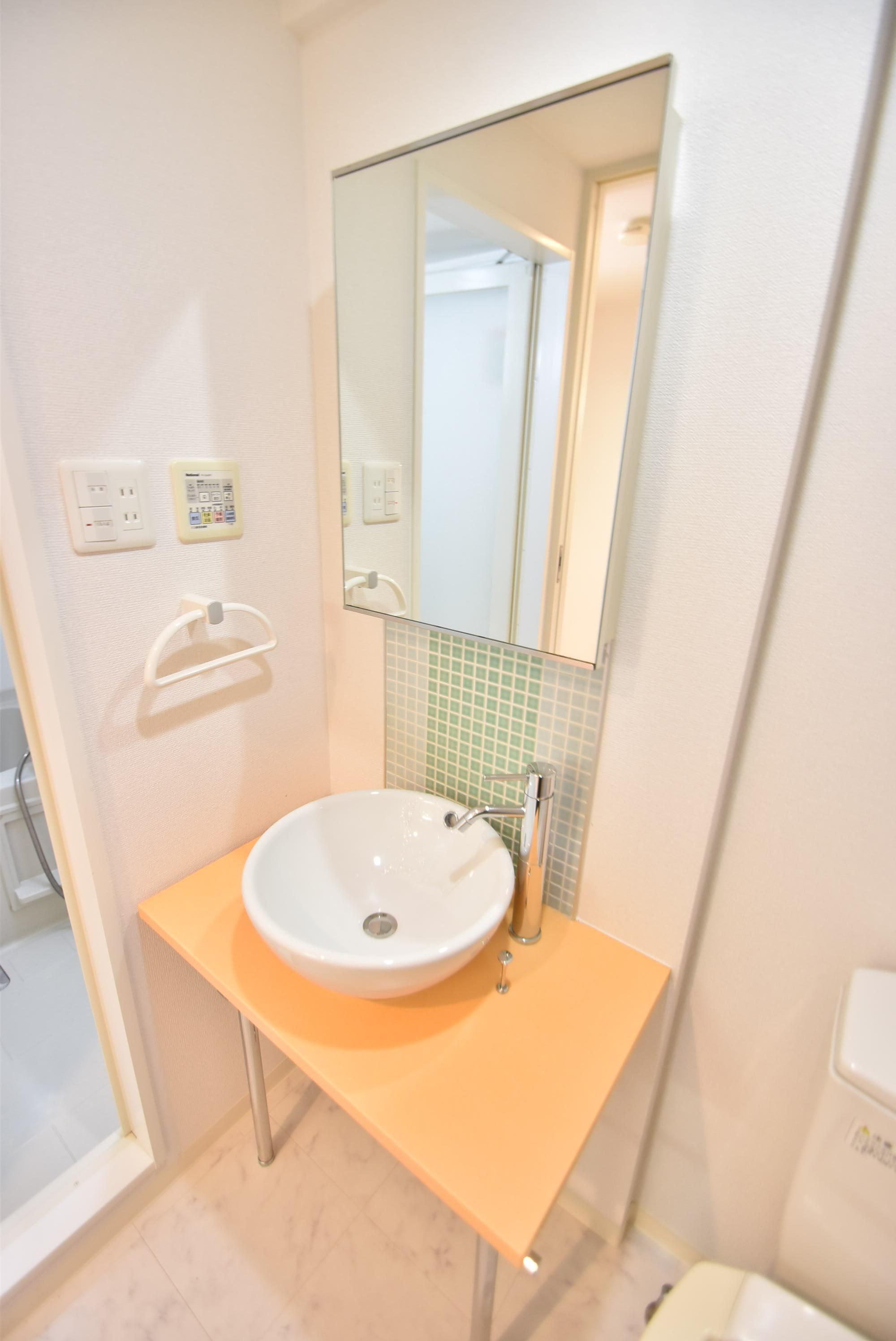 大阪市都島区東野田町１丁目の賃貸マンションの洗面所